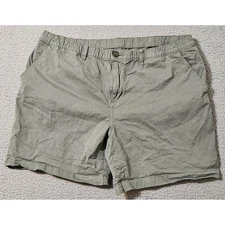 Chubbies Green Chino Shorts for Men Size 2XL XXL x 7"