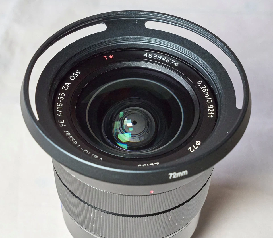 Sony SEL1635Z 16-35mm F4,0 Zeiss OSS, E-Mount, Vollformat Weitwinkel-Zoom Objekt - Bild 2 von 4
