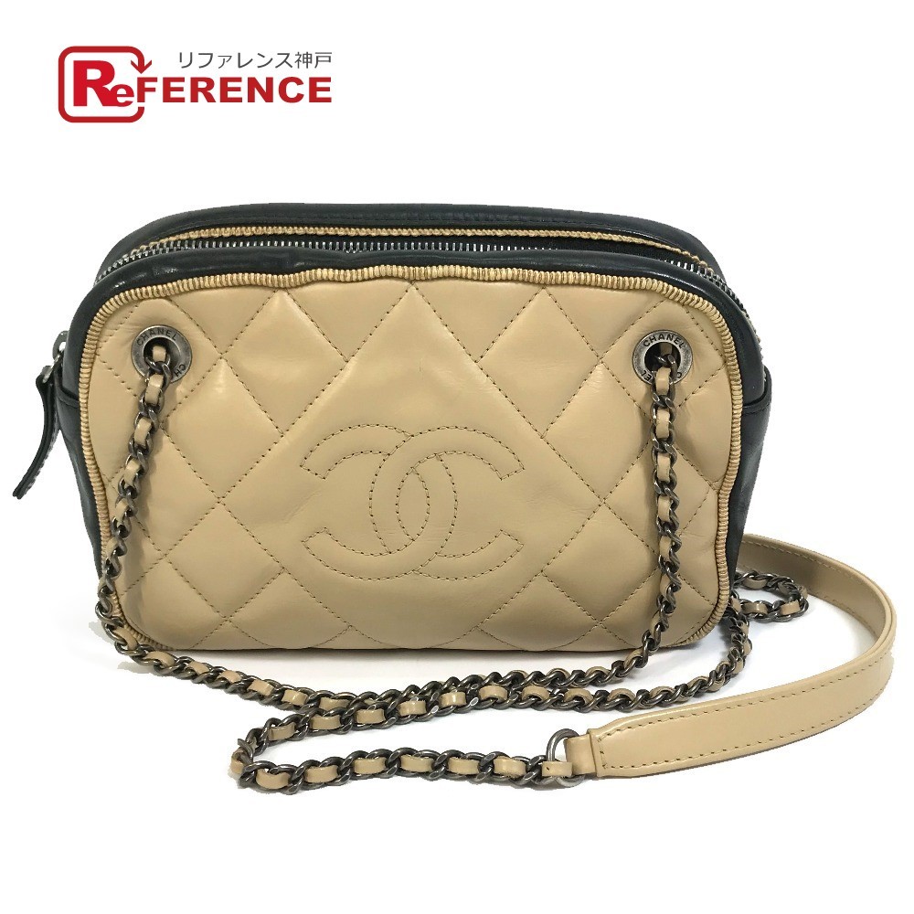 CHANEL CC Ballerine Shoulder Bag in Beige Black Calf Leather Pre-Owned