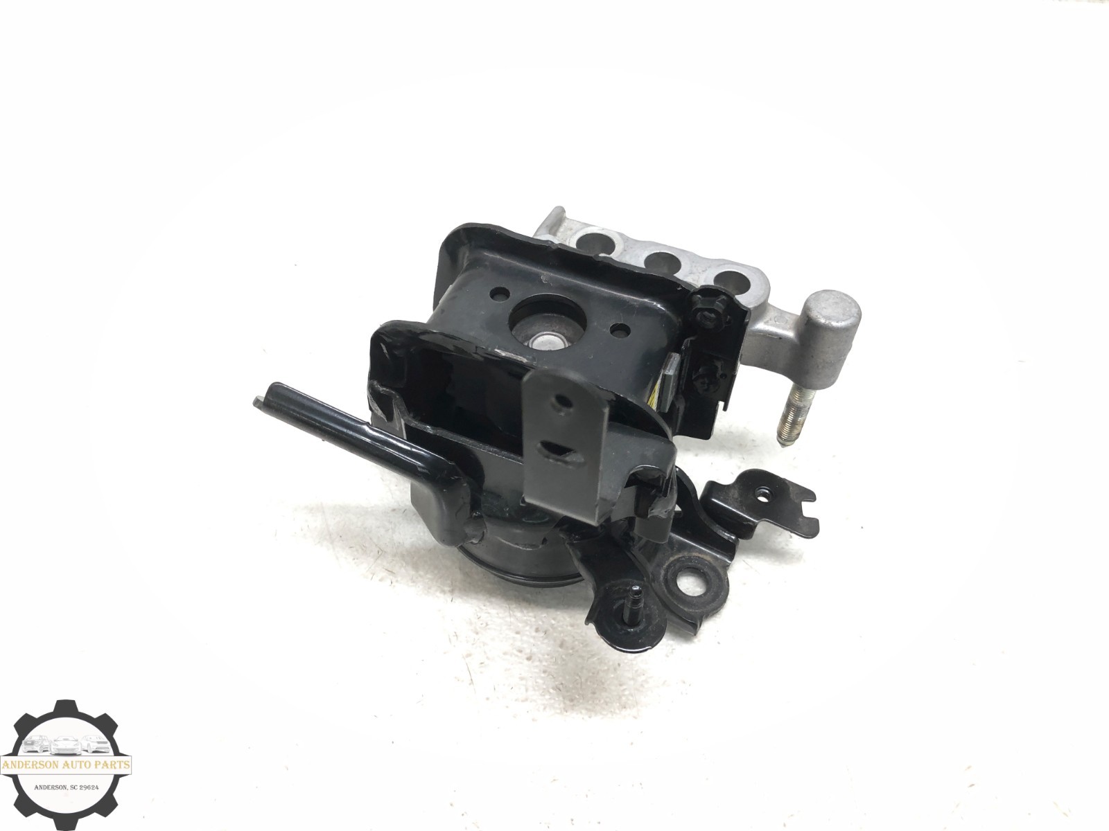 2023-2026 TOYOTA CROWN 2.5L RIGHT PASS SIDE ENGINE MOUNT SUPPORT BRACKET OEM