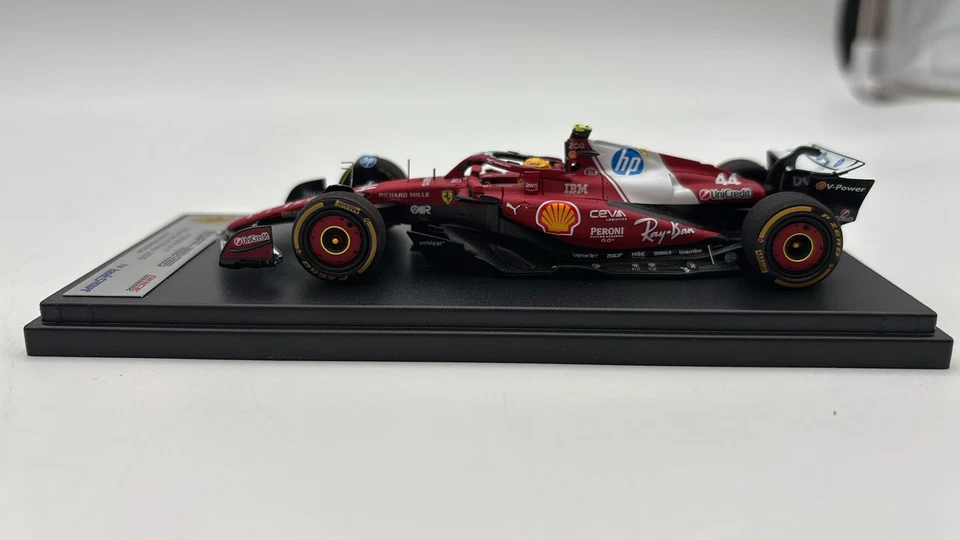 LSF1074 Looksmart Ferrari SF-25 China Sprint Race 2025 Hamilton 1/43 - Immagine 4 di 4