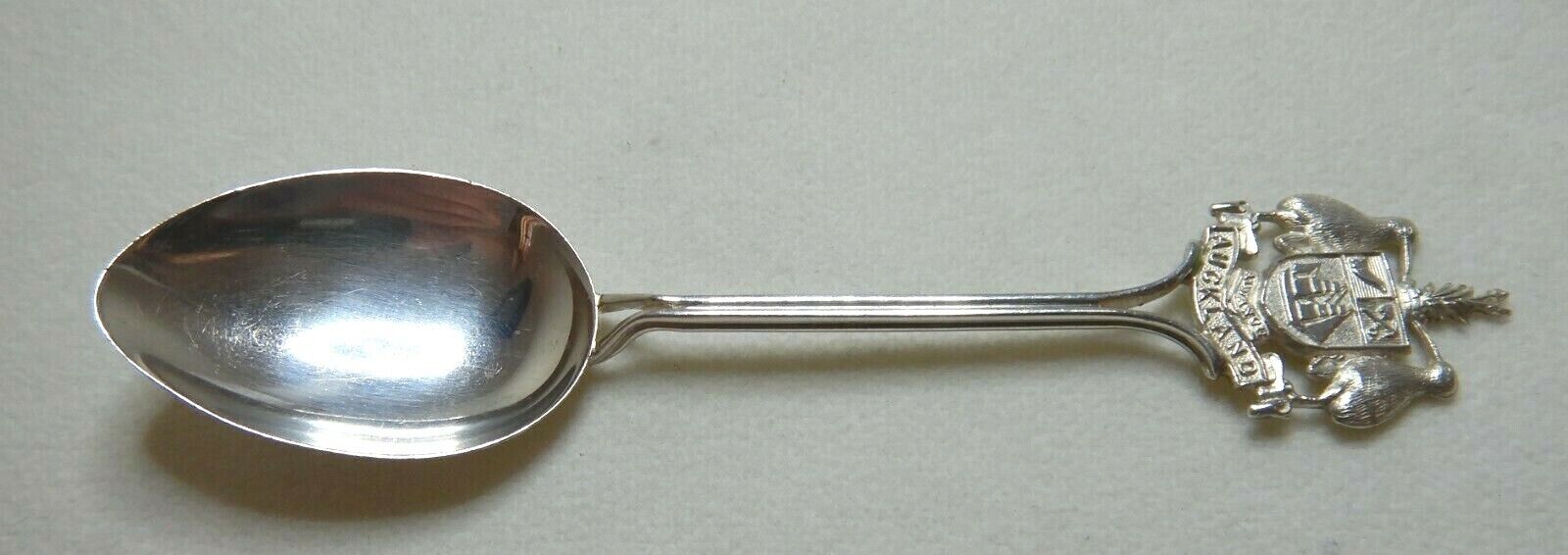 ANTIQUE SOUVENIR SPOON - AUCKLAND NEW ZEALAND - BRITISH STERLING SILVER    SN255