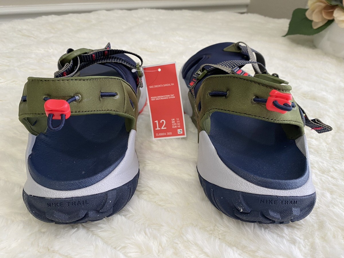 NWT Nike Oneonta Hiking Sandals Rough Green - Citron Tint 