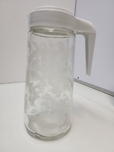 Vintage Tang Anchor Pitcher Carafe Clear Glass Etched Lily w/ Lid 1 Qt - Picture 4 of 7