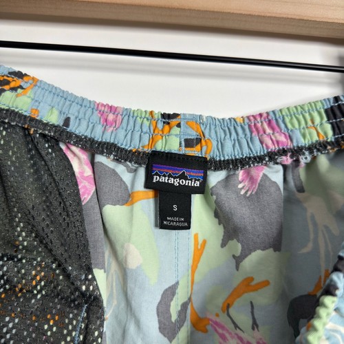 PATAGONIA Mens Baggies Shorts 4.5" Spoonbills Big Sky Blue size Small - Picture 6 of 6