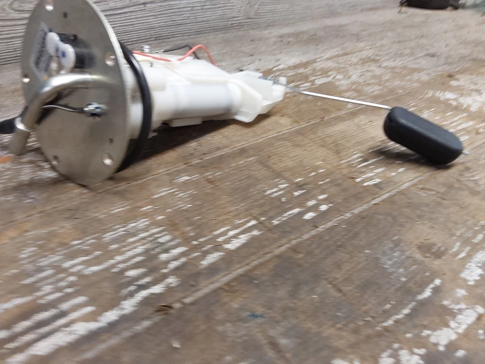 2017 2017-2023 Kawasaki ER650 ER 650 Z650 Z 650 Fuel Gas Sending Pump - Image 2 of 4