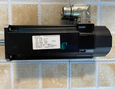 1pc AKM33H-ANC2R-00 new servo motor