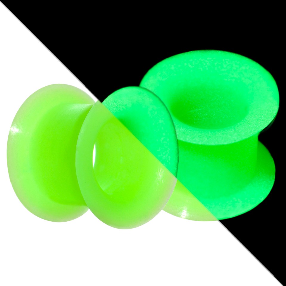 Pair of Ear Plugs Ring Green Glowing Silicone Double-Flared 2 Gauge to 1/2in Size