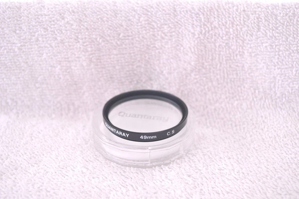 Quantaray 49 mm C.S. (Cross Screen) Screw-In Filter with Case Made Japan (Q-120) - Image 2 of 2