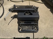 Remington Black Typewriter thumbnail