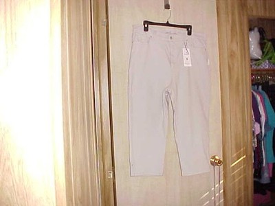 Women's Capri Jeans Gloria Vanderbilt Sz 18 Beige Waist 38'' Inseam 20'' NWT