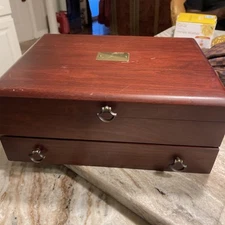 Reed & Barton Storage Chest Wood Flatware Silverware Mahogany Wood Drawer Eureka