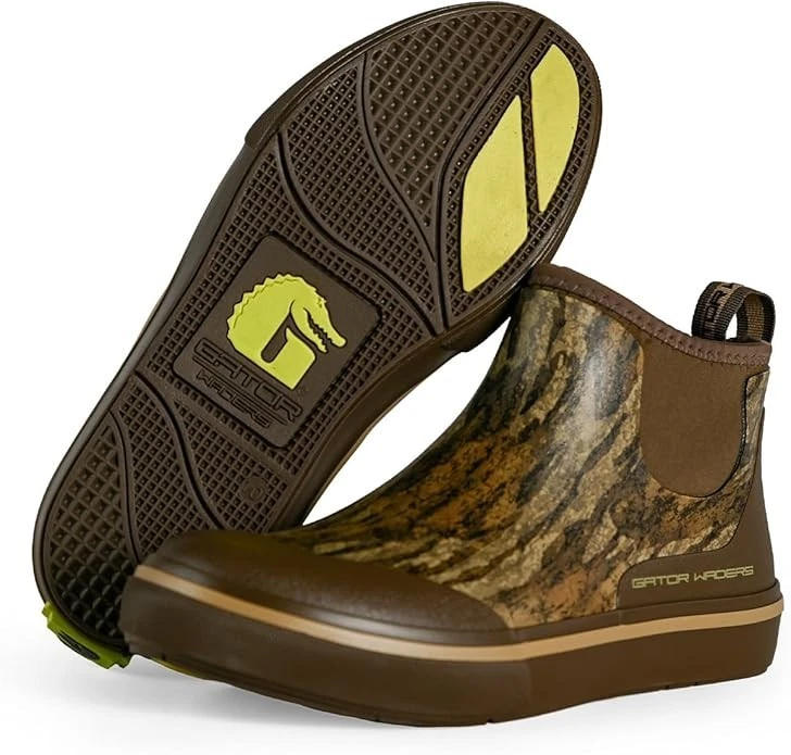 Gator Waders Men's Camp Boots Mossy Oak Bottomland Size US 8