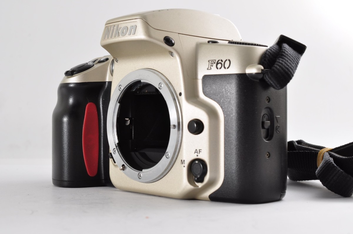 Nikon F60 SIGMA 28-80mm F3.5-5.6Ⅱ MACRO Sigma AF 28-80mm f3.5-5.6 II Macro zoom w/hood+caps Maxxum