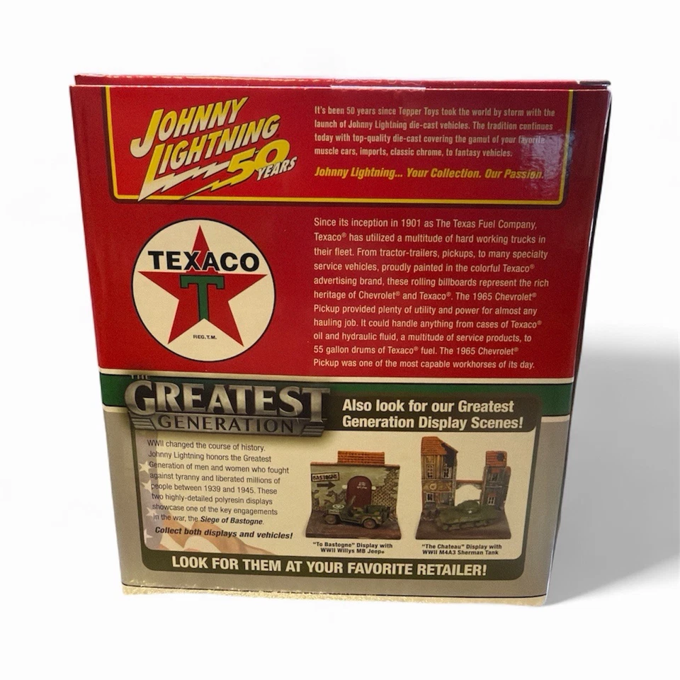 ¡PERSECUCIÓN! White Lightning! Estación Texaco de resina diorama y camioneta Chevrolet 1965 Foto 3 de 4