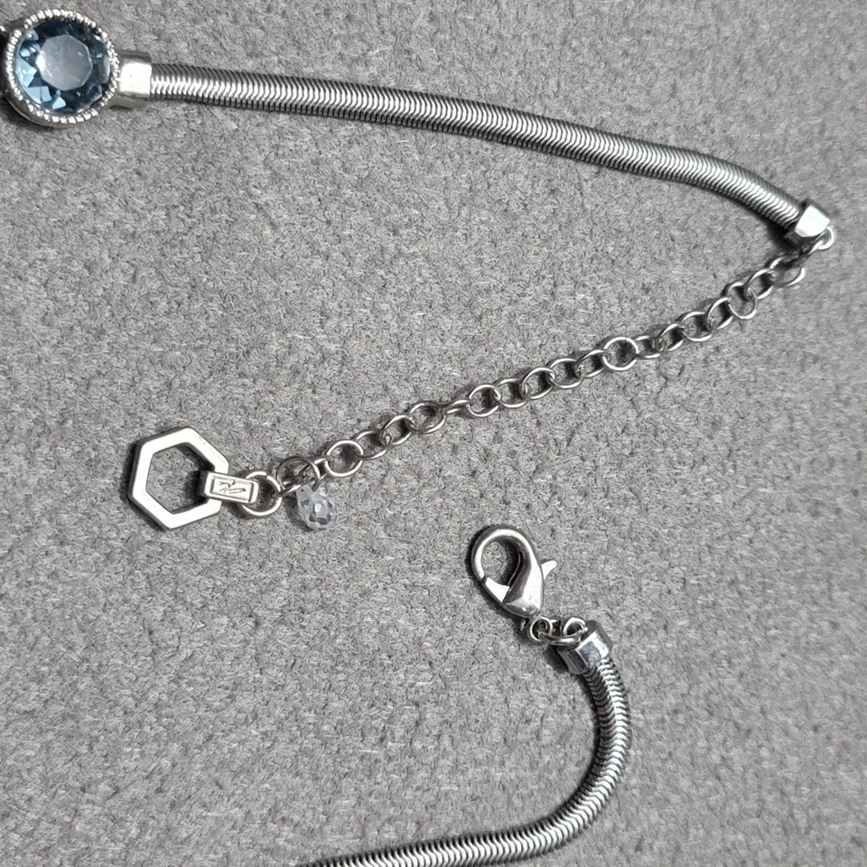 Collar Vera Wang Cristal Azul Foto 3 de 4