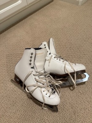 Riedell Diamond Ladies Figure Skates | Blade Capri, Size 6 1/2