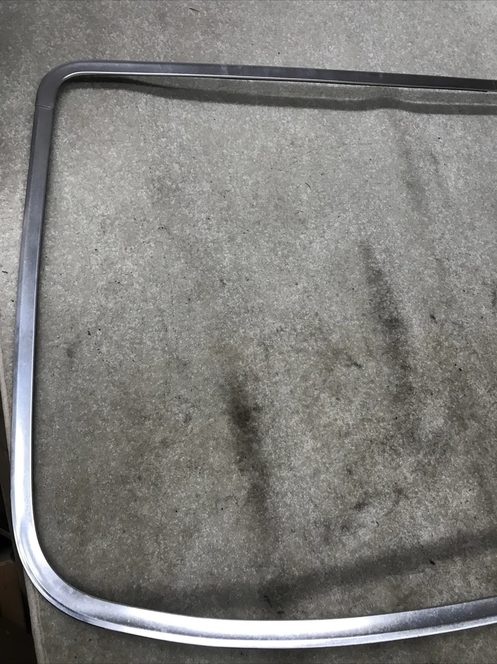 Ford Econoline E-150 1975-1991 furgoneta - ventana delantera parabrisas moldura todo (4) OEM Foto 2 de 4