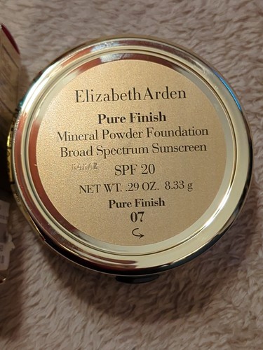 Elizabeth Arden Pure Finish Mineral Powder Foundation 07 SPF20 2 Retails $80 - Picture 4 of 9