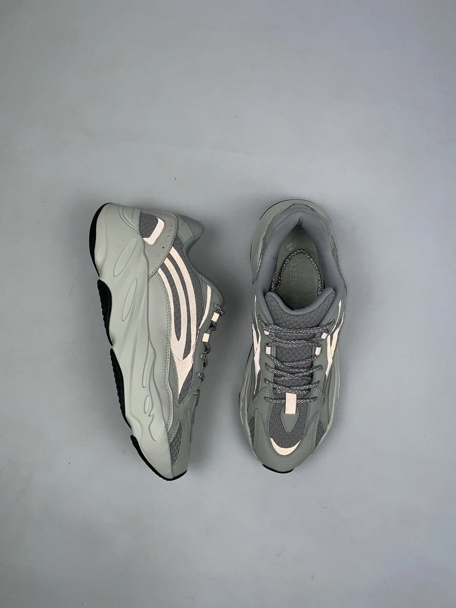 yeezy 700 v2 static 28cm