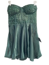 NEW NWT LuLu’s skater style  Strapless  Green Mini Dress L