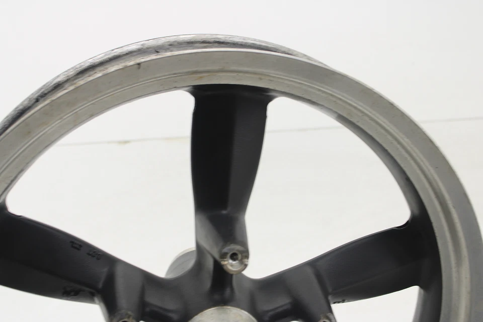 Llanta delantera 12-16 Harley Davidson Dyna Switchback 18x3,5 Foto 3 de 4