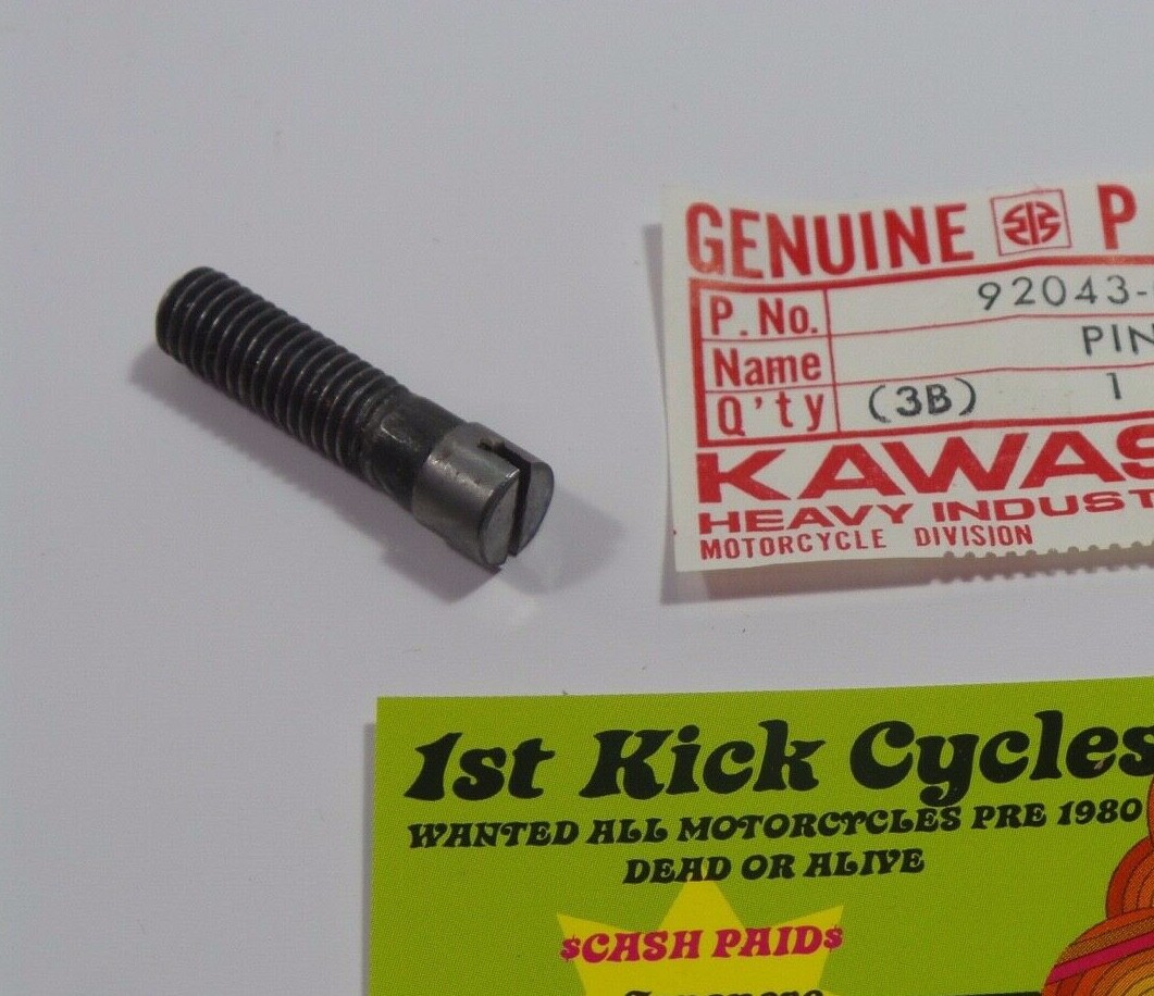 NOS Kawasaki SHIFTER LEVER Spring PIN H1 Z1 KZ1000 KZ900 92043-057