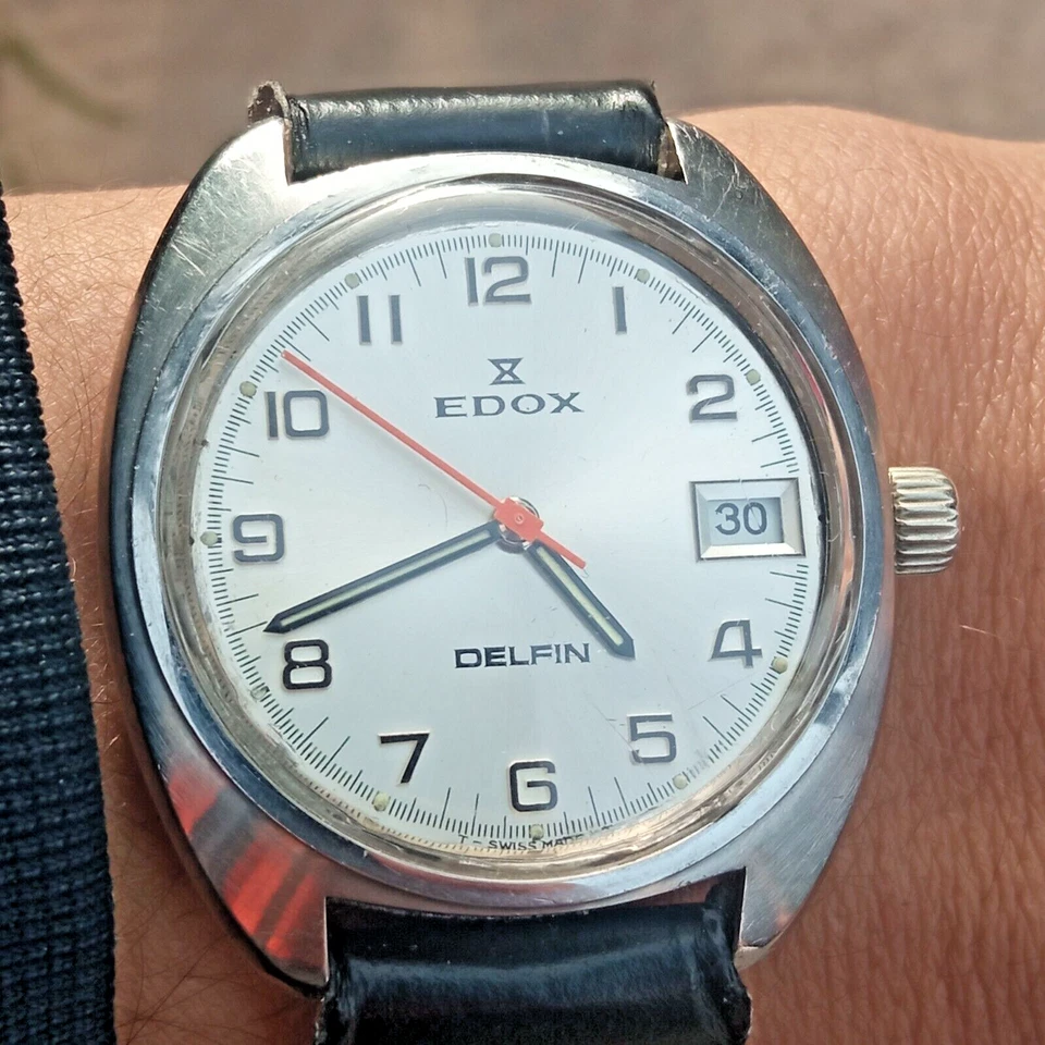 Edox Delfin 1960s Vintage Diver 20 ATM Stainless Steel Manual Wind 36mm Watch - Image 3 of 4