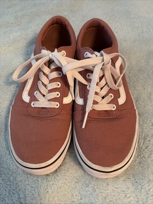 Vans Ward Skate Low Top Canvas Sneakers  Dusty Rose & White Missy Size 4
