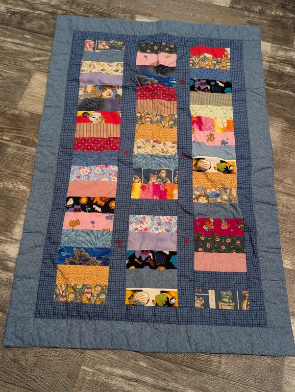 Vintage Cotton String Baby Quilt 43" X 29" Colorful Cats Lambchop Fish