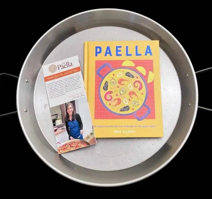 Paella Pan With Cookbook
