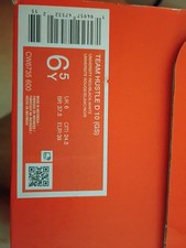 Nike Team Hustle D10 Size 6 And 1/2