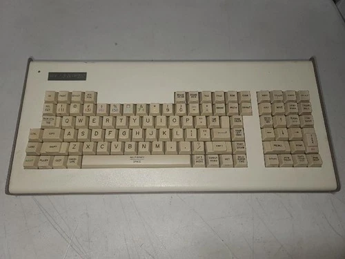 Vintage QUANTA Keyboard Model KBD-500