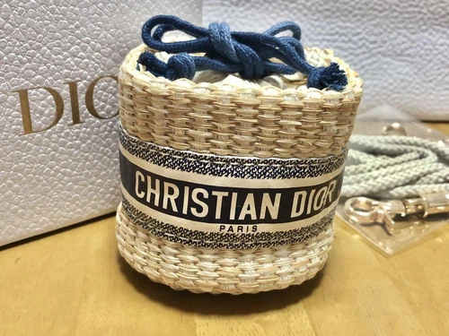 Sac bandoulière Dior panier pochette édition limitée nouveauté 7 cm
