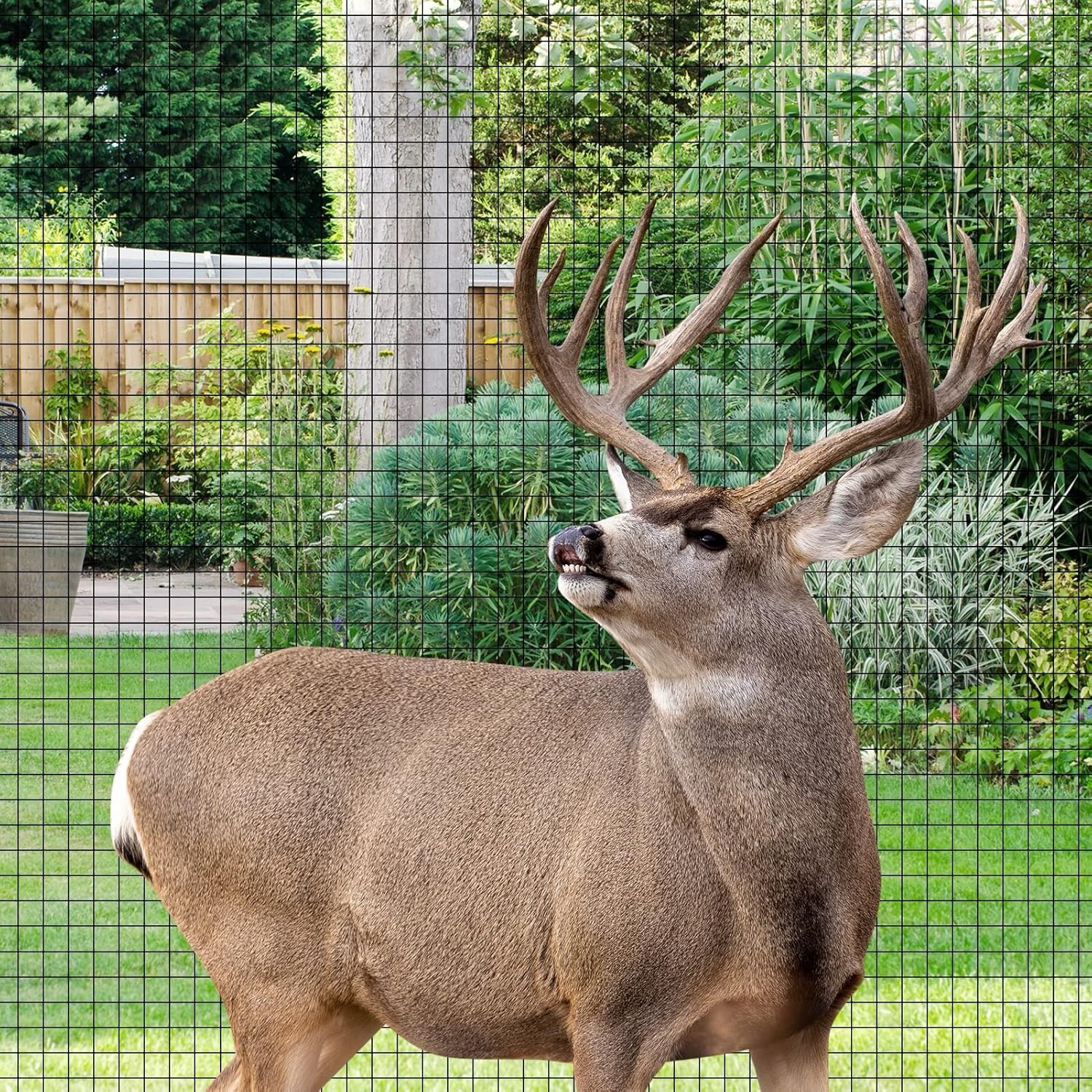 Garden Netting, 7 x 100ft Deer Netting Anti Birds, Squirrels or Other Animals