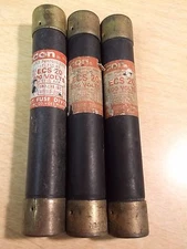 Fuse Econ ECS20, Lot of 3 Dual Element Time Delay *FREE SHIPPING*