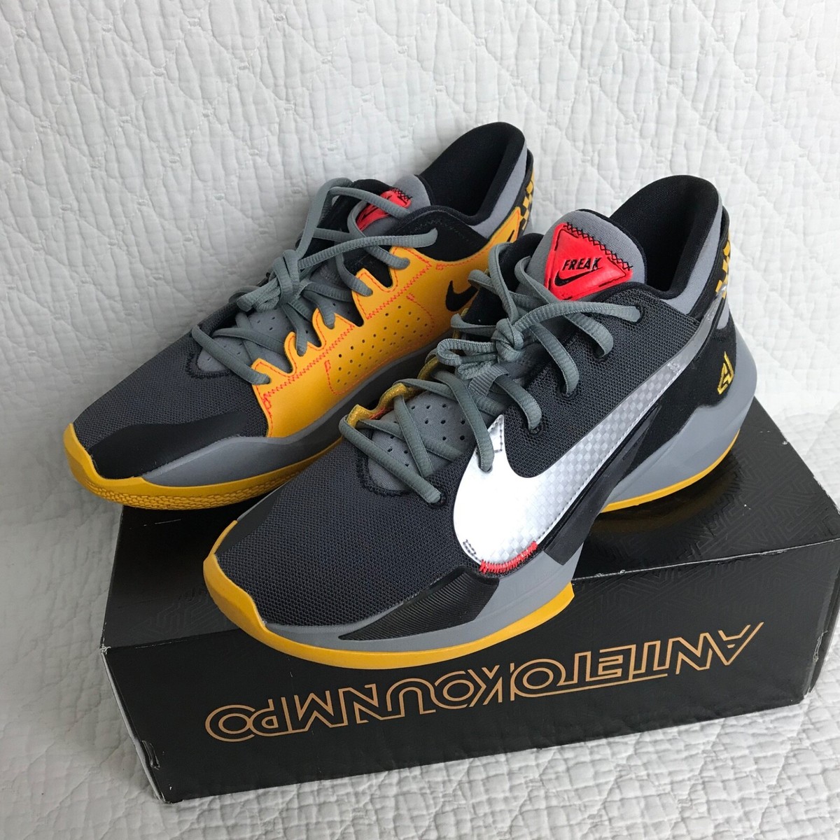 Nike Zoom Freak 2 'Taxi' Sneakers Men's SZ 8.5 Black/Silver