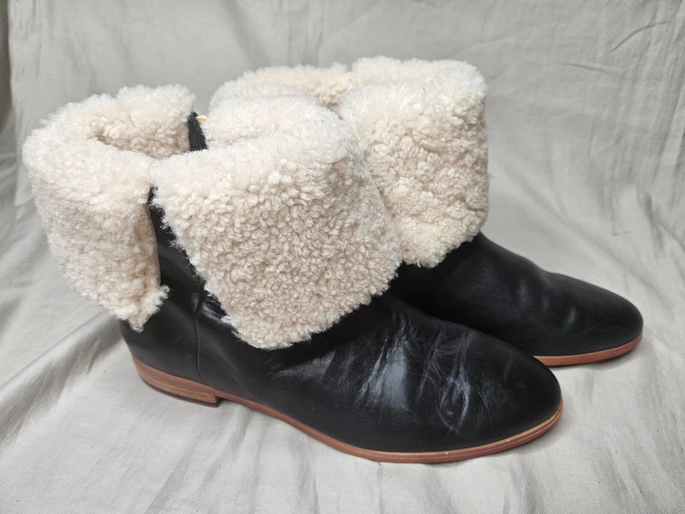 Kate Spade Saturday Ankle Boots Womens 8.5 Black Leather Sherpa Fold Over Flap - Image 2 of 4