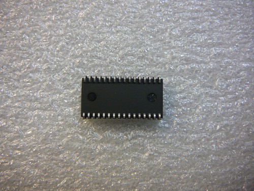 SAMSUNG K6R1008V1B-JI08 128K X 8 Standard SRAM 8ns 32-SOJ **NEW**  - Picture 2 of 2