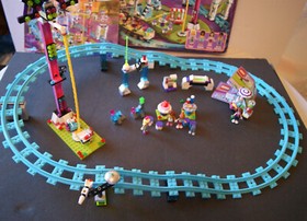 Lego 41130 Amusement Park Roller Coaster Friends Minifigs Manual INCOMPLETE READ