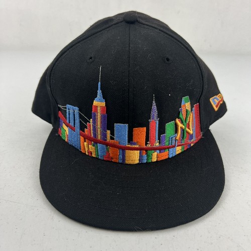 New York Yankees New Era 59FIFTY NYC Skyline Black Fitted Cap Hat - Size: 7 1/2