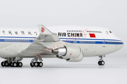 1:400 NG Models NG04002 Air China B747-400 B-2445 Aircraft Model+Free Tractor - Picture 5 of 18