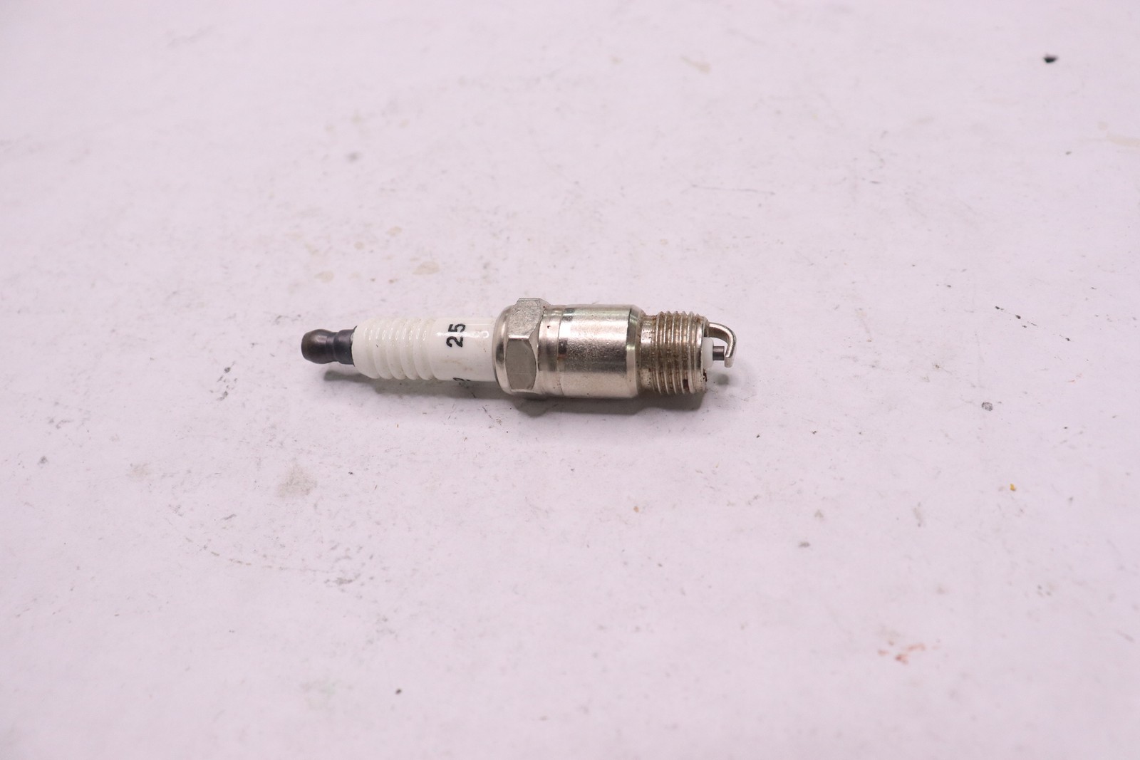 Autolite Spark Plug Copper Core 25 