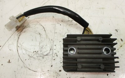 09 KAWASAKI EX 500 R EX500R ENGINE ELECTRICAL VOLTAGE REGULATOR RECTIFIER OEM