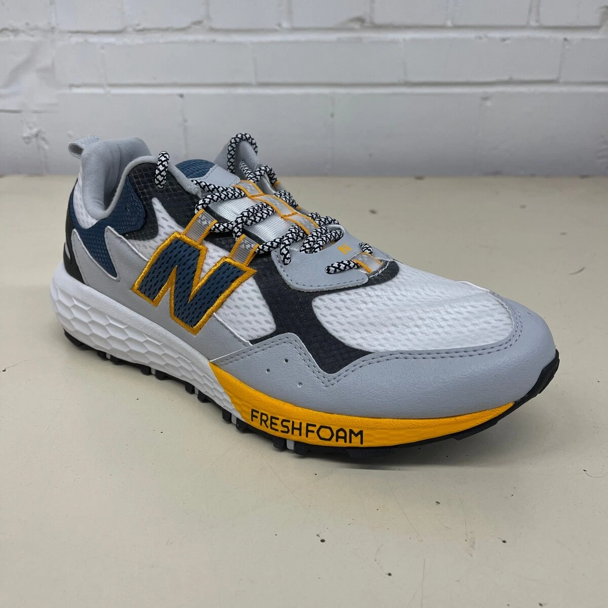 NEW BALANCE Fresh Foam Crag Trail V2 Running Shoe Men s Size 11