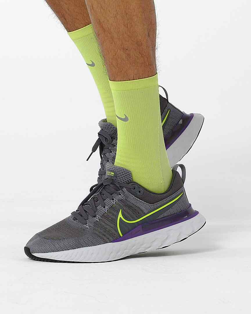 Nike React Infinity Run Flyknit 2 Mens Trainers Multiple Sizes - RRP £150.00 image 4