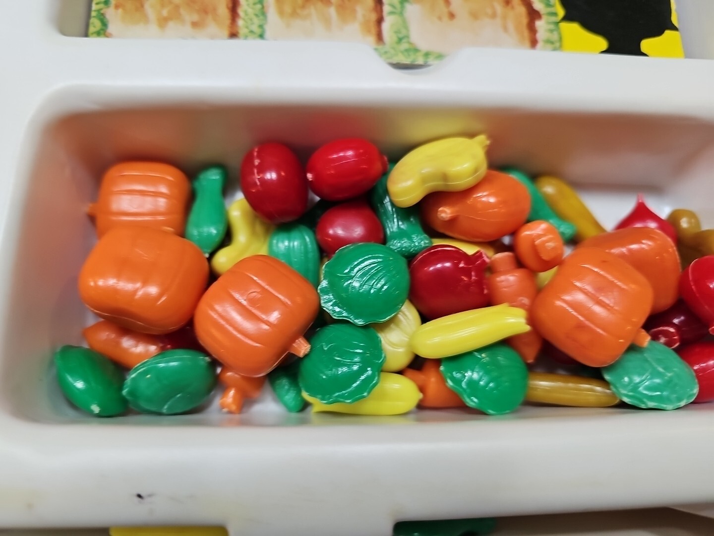 Vintage PIG IN THE GARDEN Board Game A Schaper Party Game For Tiny Tots