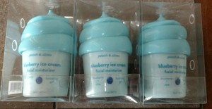 peach slices moisturizer