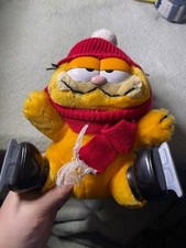 SF 1 Vintage GARFIELD ICE SKATER Dakin Plush Plushie