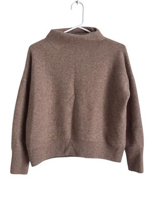 Quince Mongolian Mock Cashmere Sweater Tan Quiet Luxury Normcore Neutral Medium